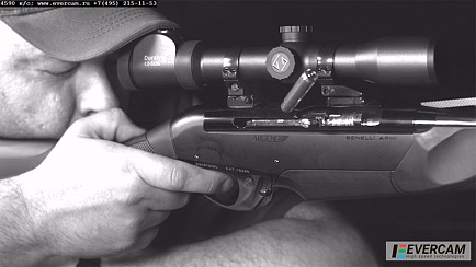 Выстрел из карабина Benelli Argo в замедленной съемке